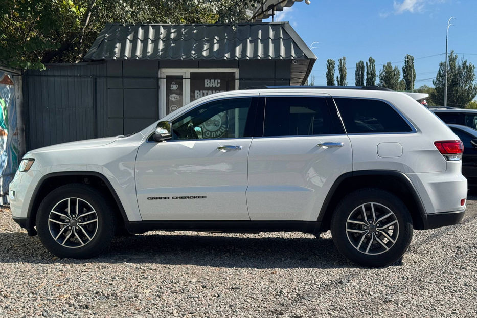 Продам Jeep Grand Cherokee 3.6 AT (295 к.с.) 4WD  •  2020 года в Киеве