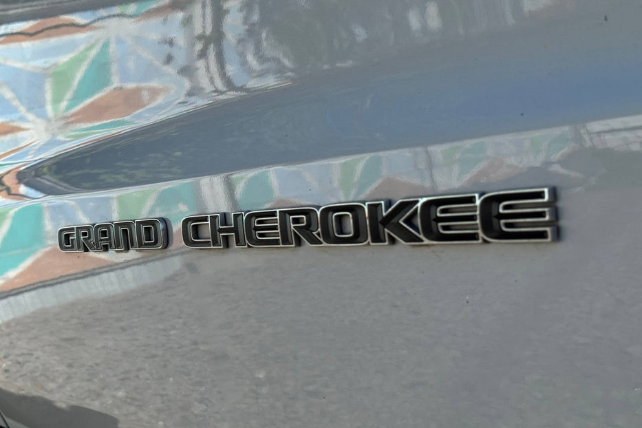 Продам Jeep Grand Cherokee 3.6 AT (295 к.с.) 4WD  •  2020 года в Киеве