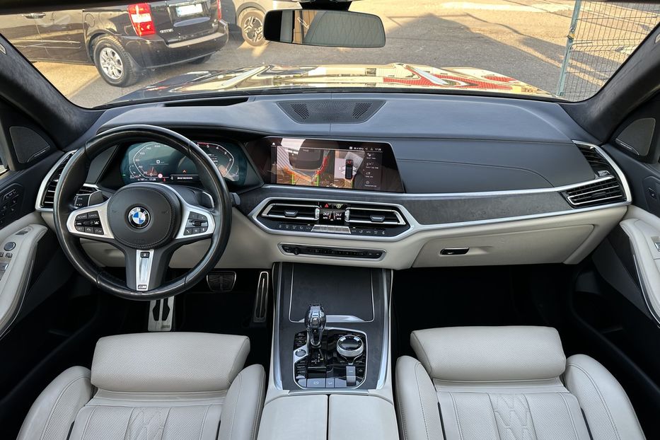 Продам BMW X7 M50D Xdrive 2022 года в Киеве