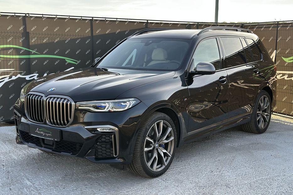 Продам BMW X7 M50D Xdrive 2022 года в Киеве