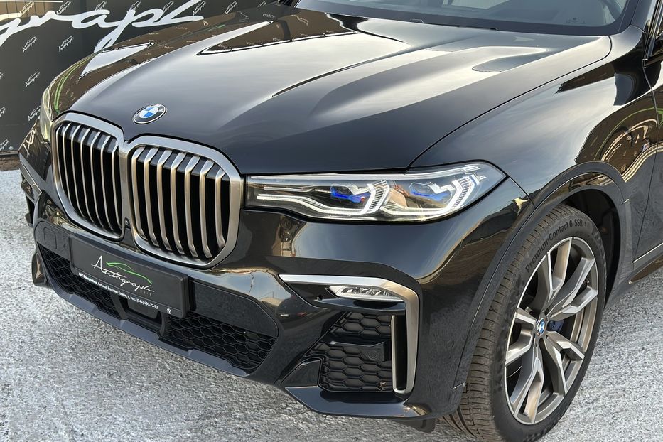 Продам BMW X7 M50D Xdrive 2022 года в Киеве