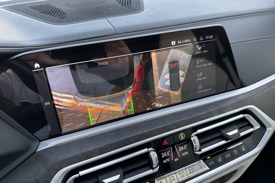 Продам BMW X7 M50D Xdrive 2022 года в Киеве