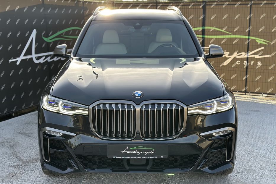 Продам BMW X7 M50D Xdrive 2022 года в Киеве