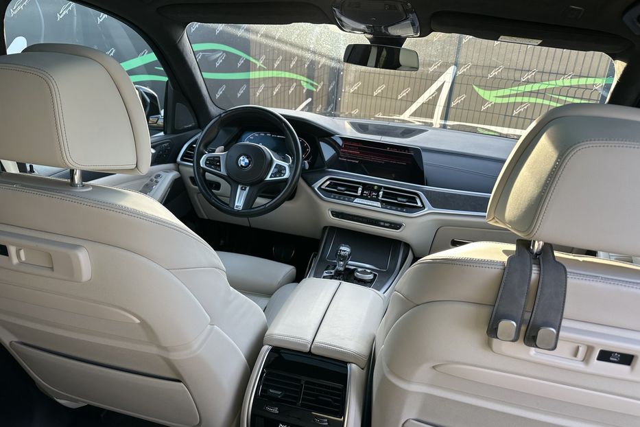 Продам BMW X7 M50D Xdrive 2022 года в Киеве