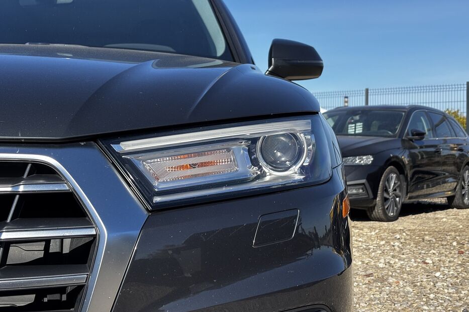 Продам Audi Q5 Premium  3383 2018 року у Львові