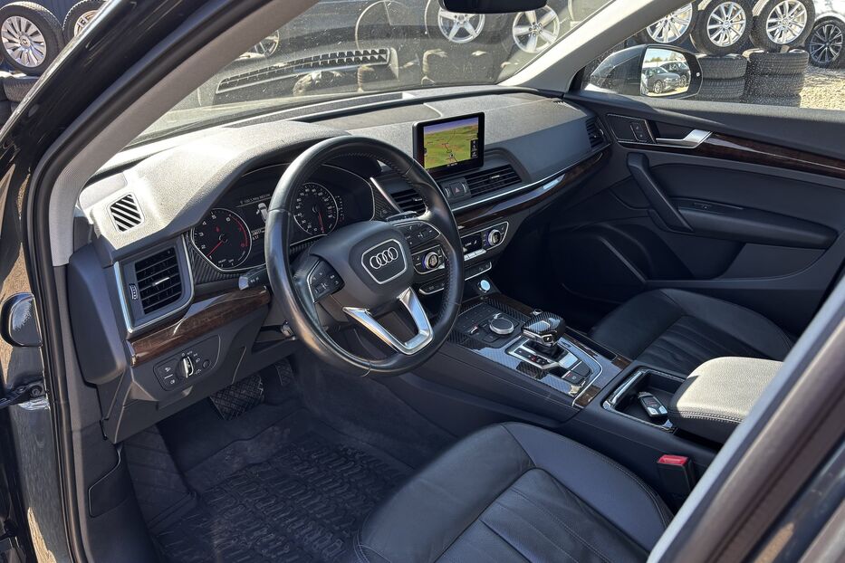 Продам Audi Q5 Premium  3383 2018 року у Львові