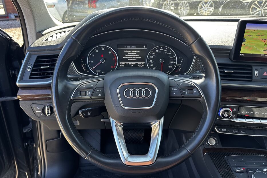 Продам Audi Q5 Premium  3383 2018 року у Львові