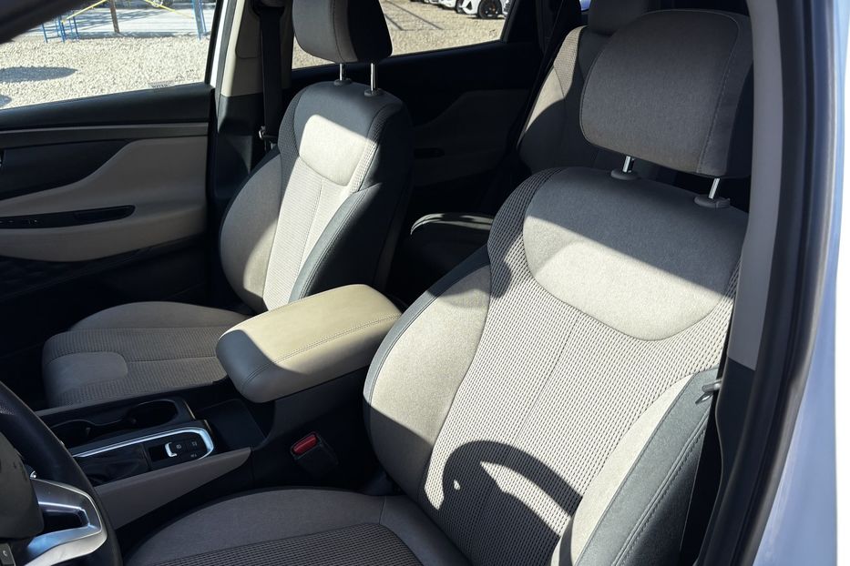 Продам Hyundai Santa FE авто у Львові 2020 года в Львове