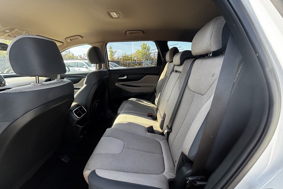 Продам Hyundai Santa FE авто у Львові 2020 года в Львове