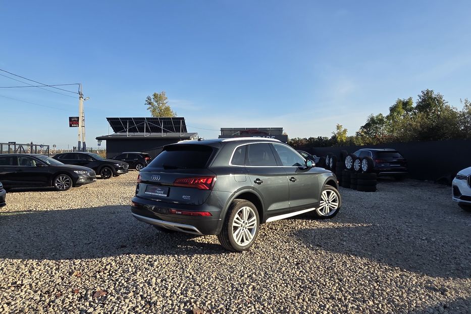 Продам Audi Q5 Premium Plus  2017 года в Львове
