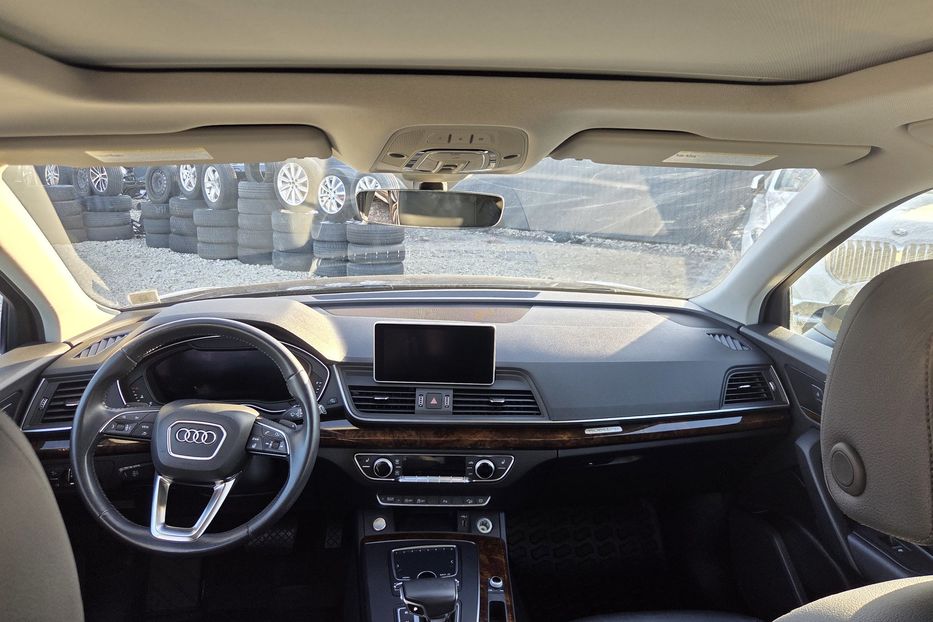 Продам Audi Q5 Premium Plus  2017 года в Львове