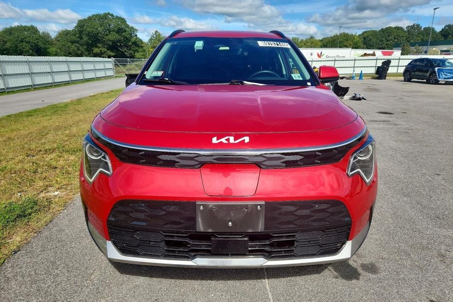 Продам Kia Niro 2024 года в Львове