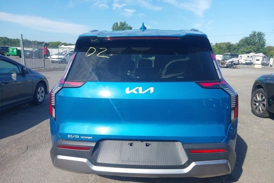 Продам Kia EV6 KIA EV 9 2024 года в Львове