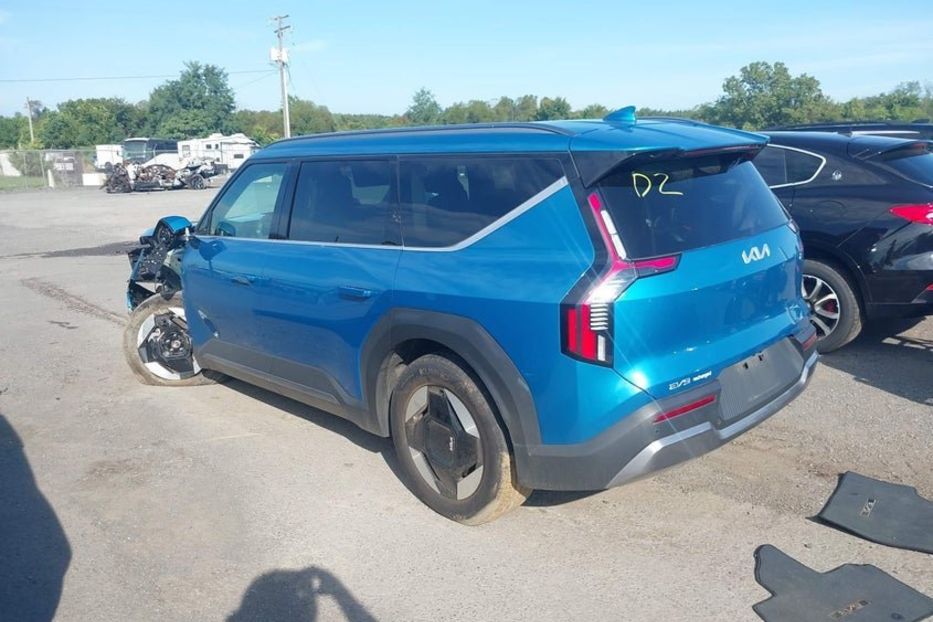 Продам Kia EV6 KIA EV 9 2024 года в Львове