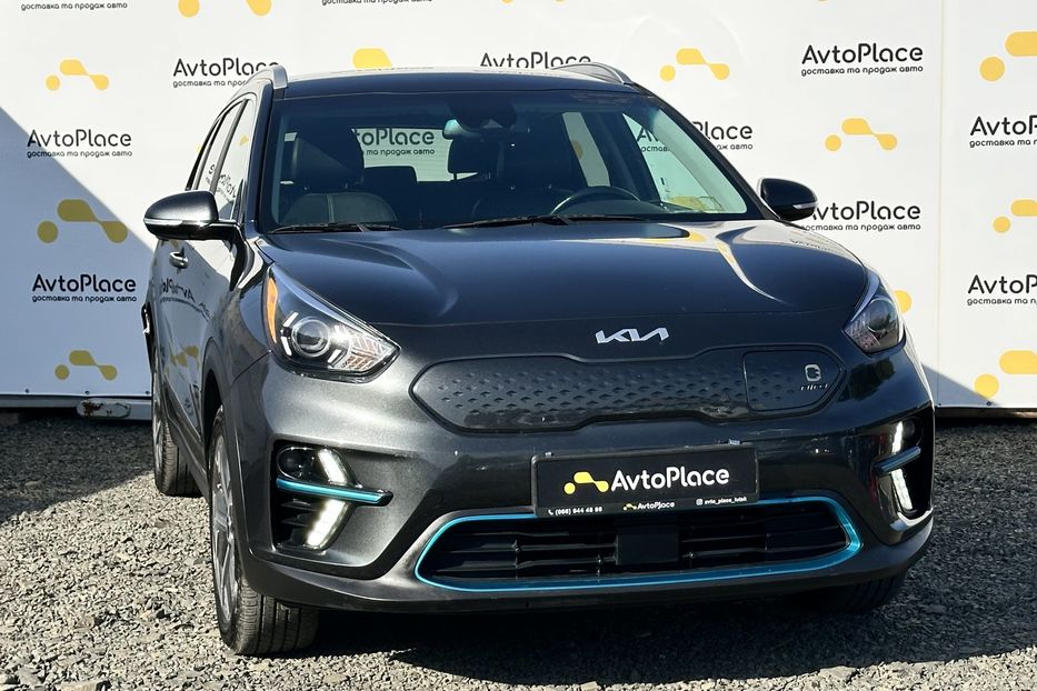 Продам Kia Niro 64 квт 2022 года в Луцке