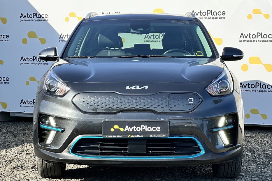 Продам Kia Niro 64 квт 2022 года в Луцке
