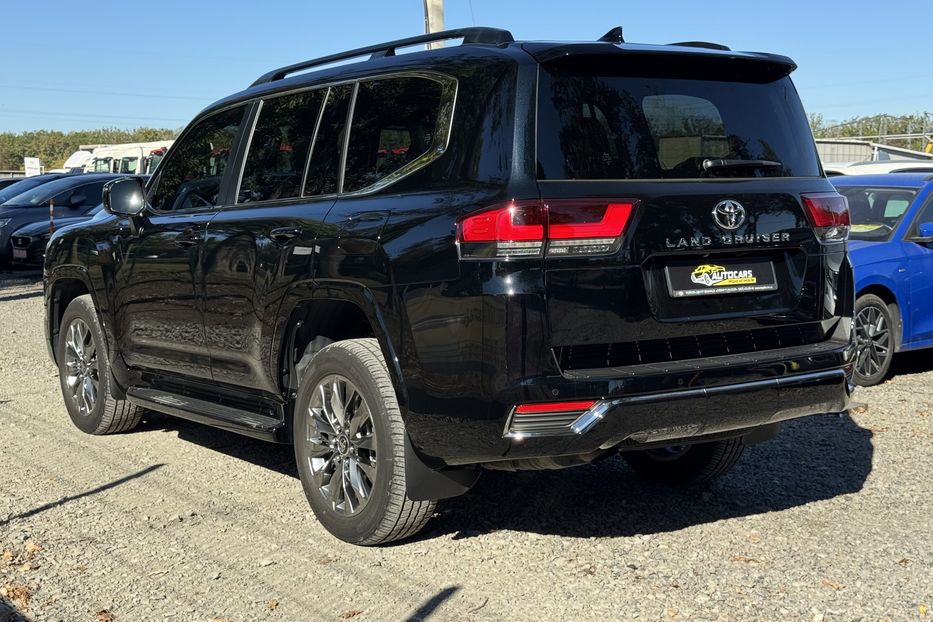 Продам Toyota Land Cruiser 300 Premium  2023 года в г. Умань, Черкасская область