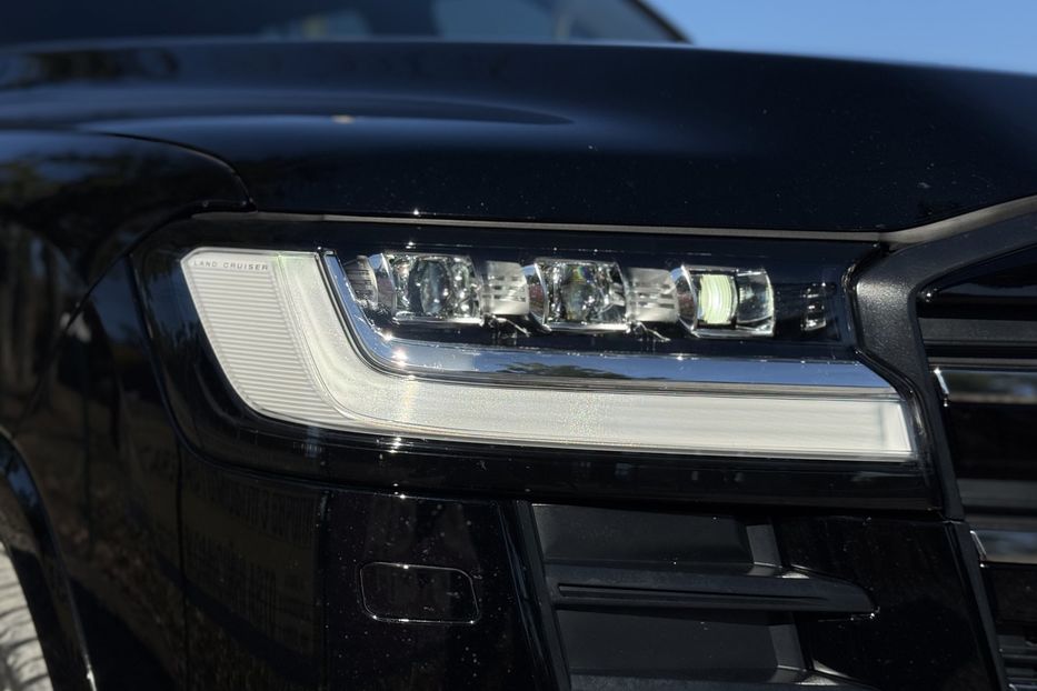 Продам Toyota Land Cruiser 300 Premium  2023 года в г. Умань, Черкасская область