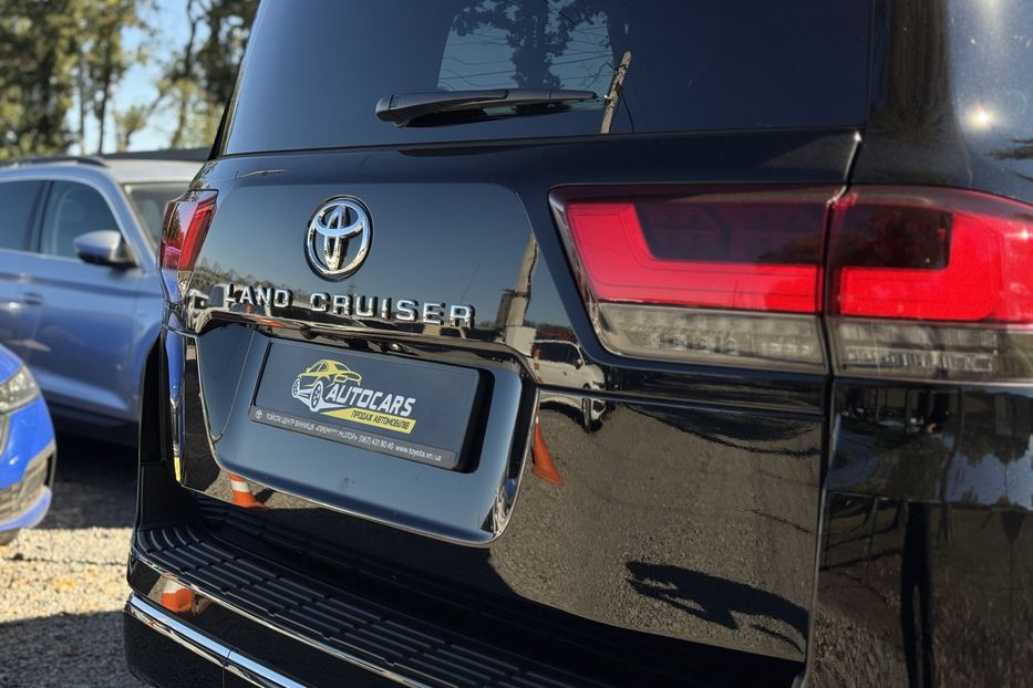 Продам Toyota Land Cruiser 300 Premium  2023 года в г. Умань, Черкасская область