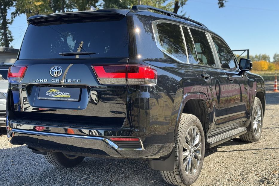 Продам Toyota Land Cruiser 300 Premium  2023 года в г. Умань, Черкасская область