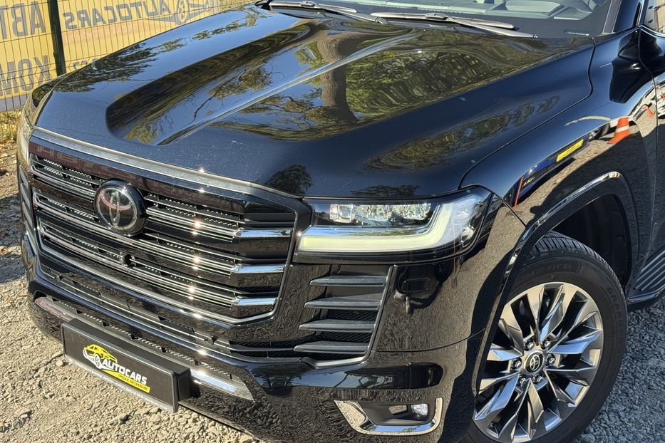 Продам Toyota Land Cruiser 300 Premium  2023 года в г. Умань, Черкасская область