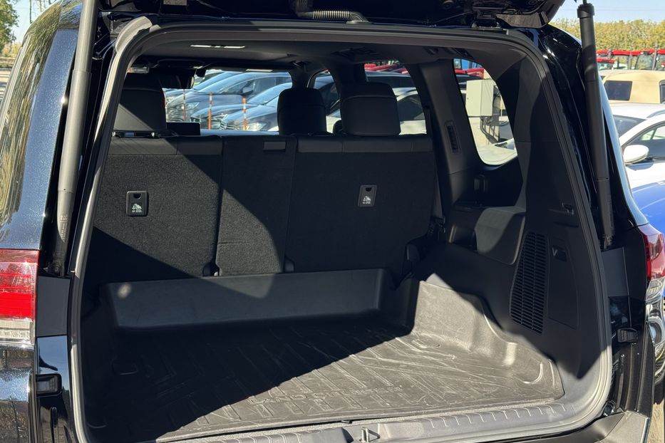 Продам Toyota Land Cruiser 300 Premium  2023 года в г. Умань, Черкасская область