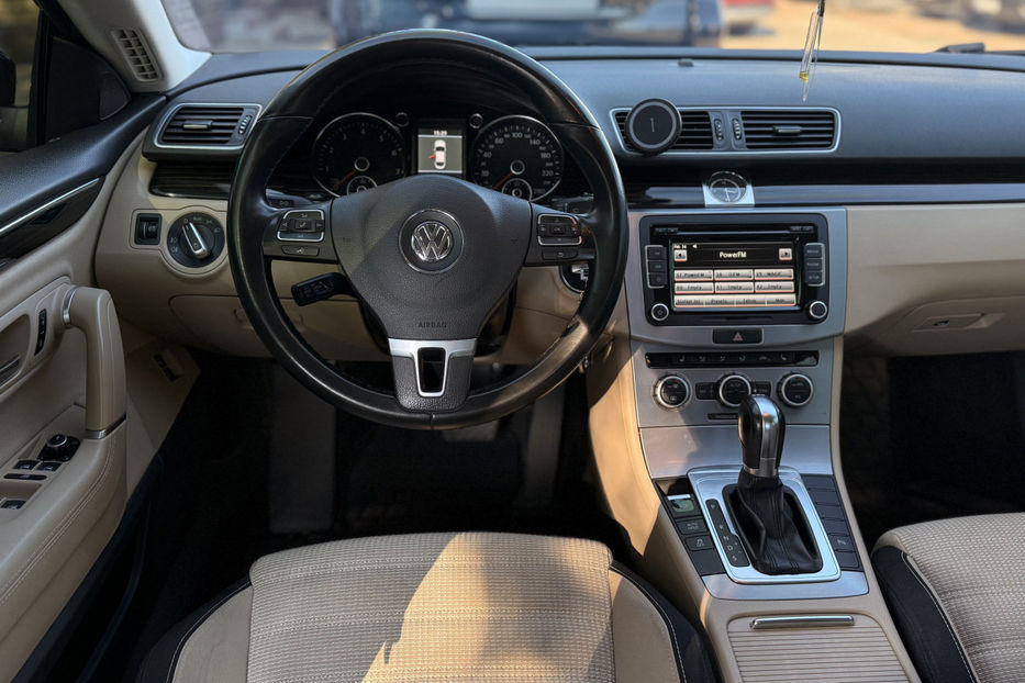 Продам Volkswagen Passat CC 1.8TSI DSG (180 к.с.)  2012 года в Киеве