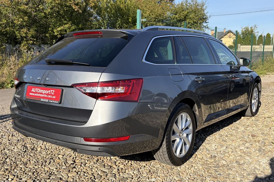 Продам Skoda Superb 2.0 TDI 150к.с КАМЕРА 2023 года в Львове