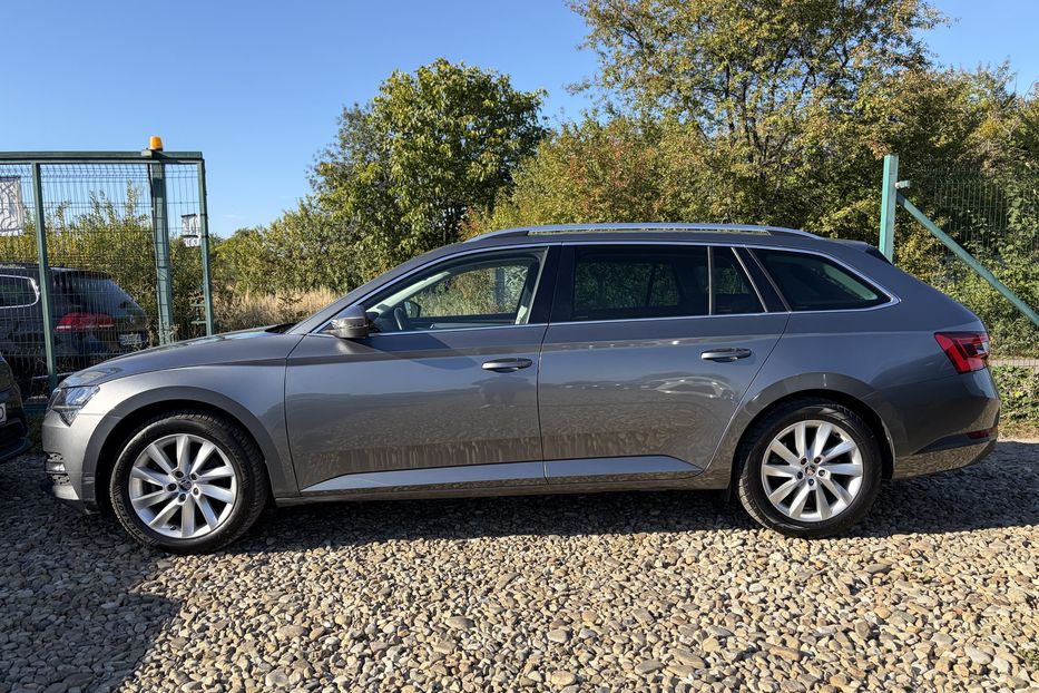 Продам Skoda Superb 2.0 TDI 150к.с КАМЕРА 2023 года в Львове