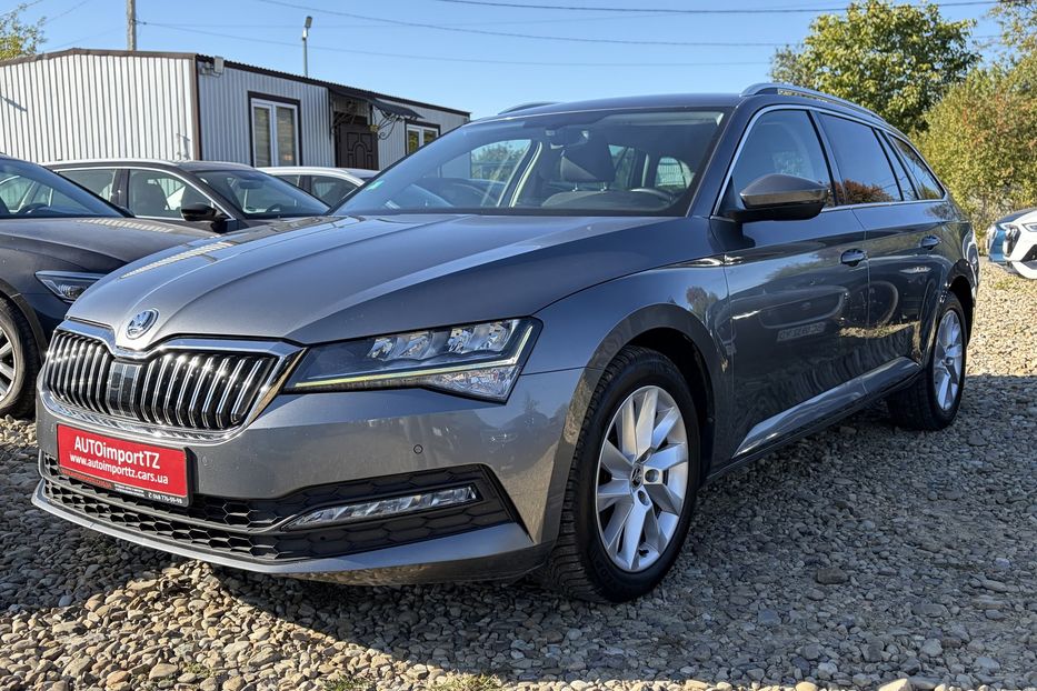 Продам Skoda Superb 2.0 TDI 150к.с КАМЕРА 2023 года в Львове