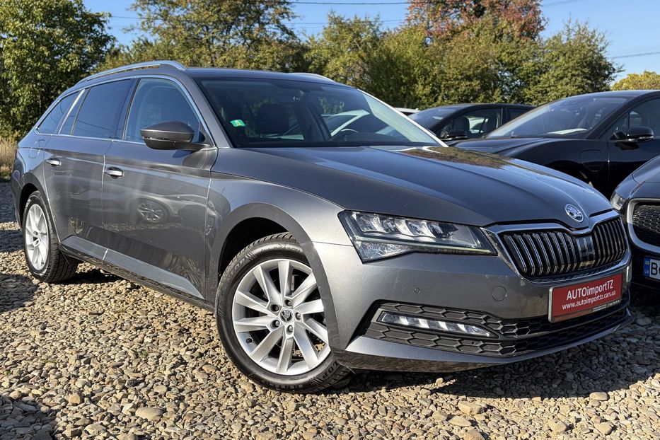 Продам Skoda Superb 2.0 TDI 150к.с КАМЕРА 2023 года в Львове
