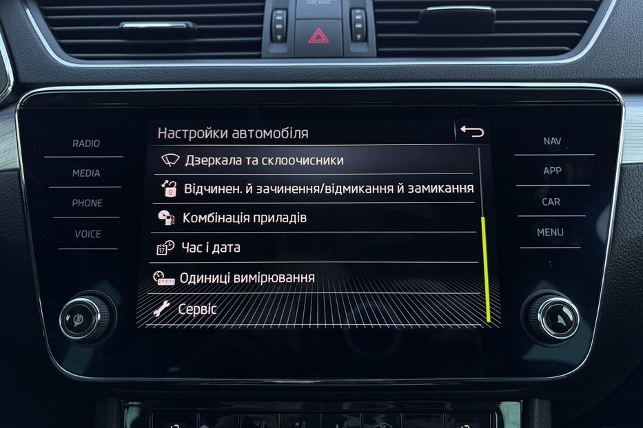 Продам Skoda Superb 2.0 TDI 150к.с КАМЕРА 2023 года в Львове