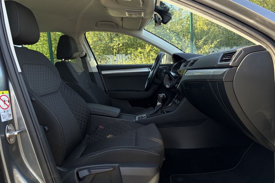Продам Skoda Superb 2.0 TDI 150к.с КАМЕРА 2023 года в Львове
