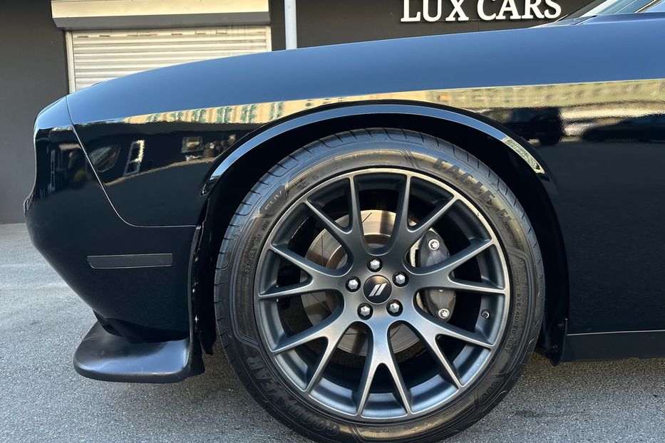 Продам Dodge Challenger SRT R/T Scat Pack 2019 года в Киеве
