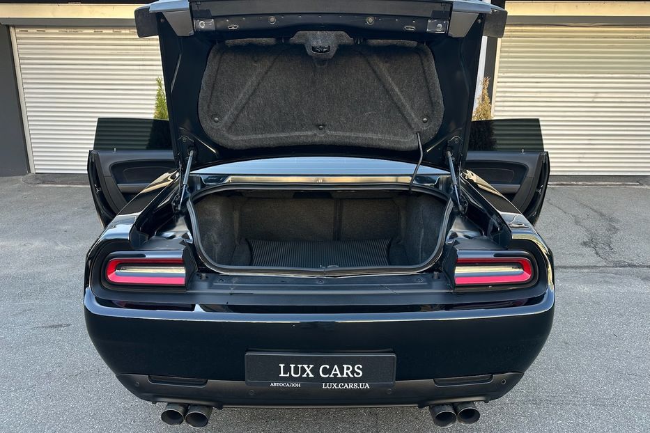 Продам Dodge Challenger SRT R/T Scat Pack 2019 года в Киеве