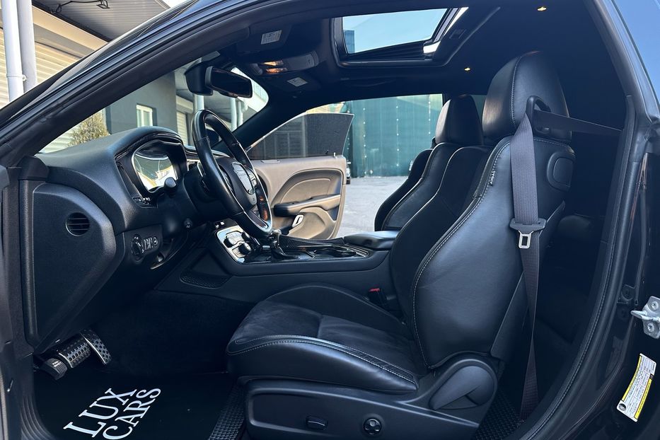 Продам Dodge Challenger SRT R/T Scat Pack 2019 года в Киеве