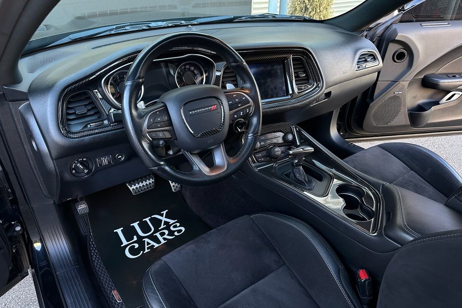 Продам Dodge Challenger SRT R/T Scat Pack 2019 года в Киеве