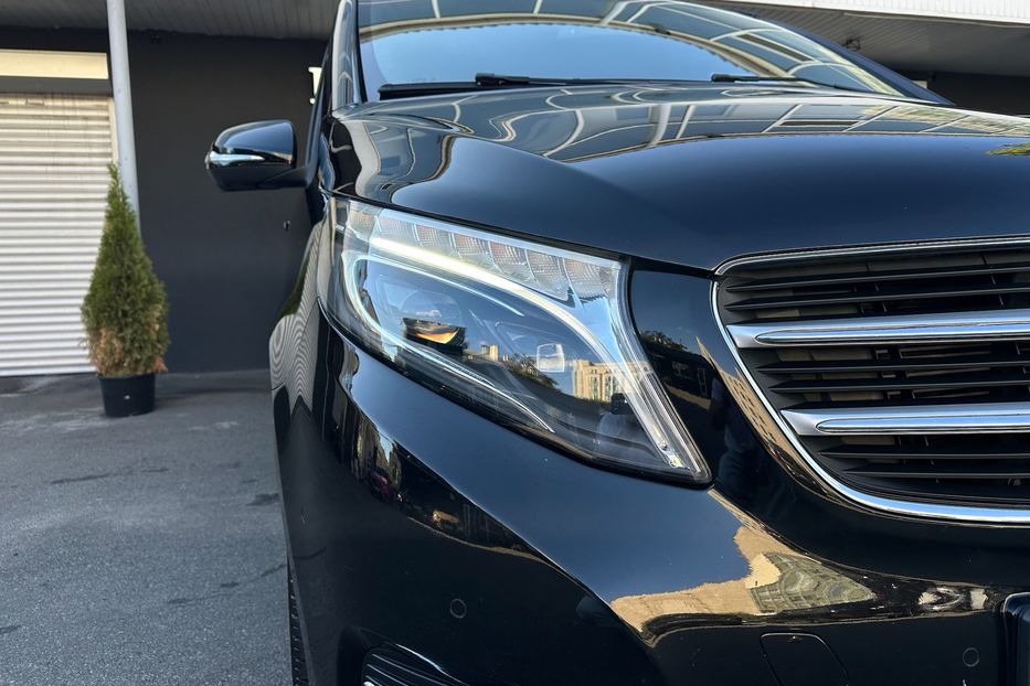 Продам Mercedes-Benz V-Class Avantgarde Extralong 250d 2016 года в Киеве