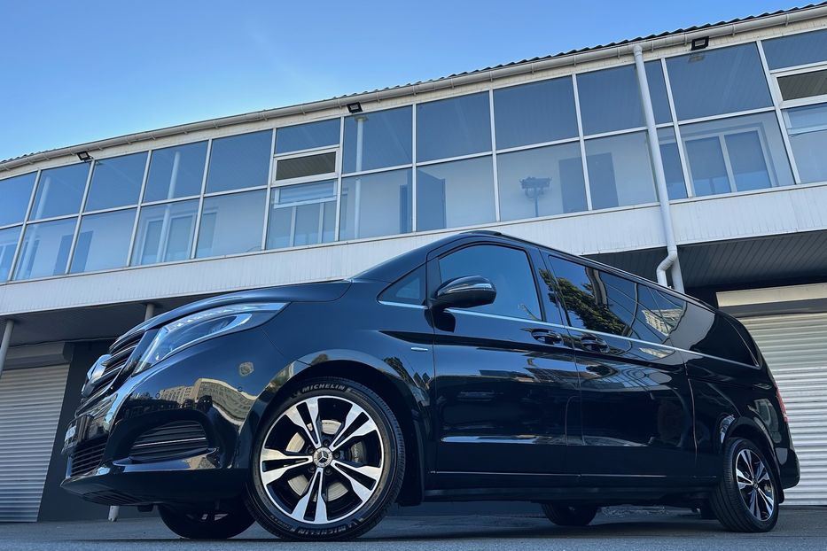 Продам Mercedes-Benz V-Class Avantgarde Extralong 250d 2016 года в Киеве
