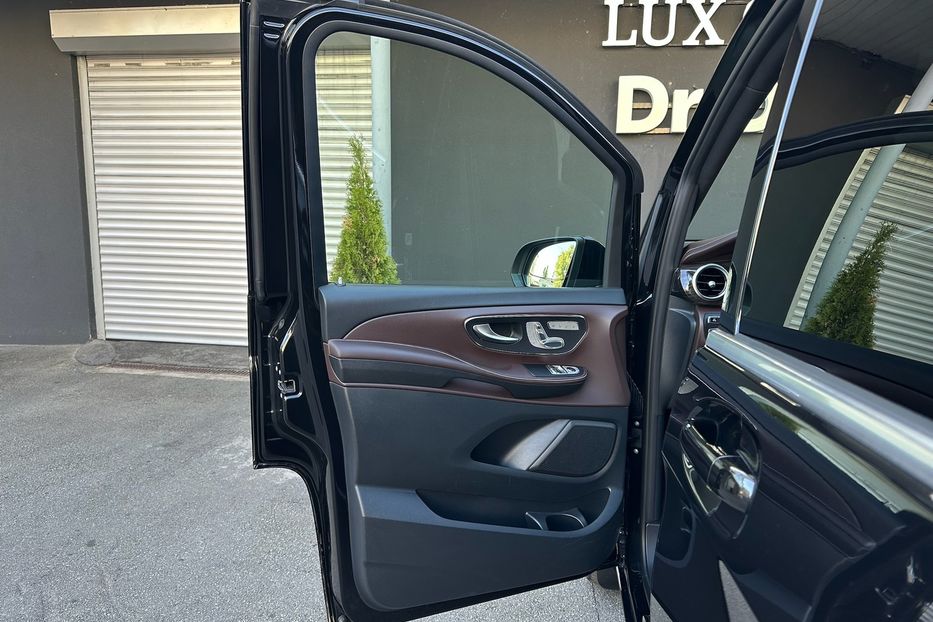Продам Mercedes-Benz V-Class Avantgarde Extralong 250d 2016 года в Киеве