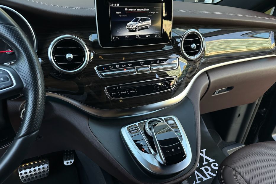 Продам Mercedes-Benz V-Class Avantgarde Extralong 250d 2016 года в Киеве