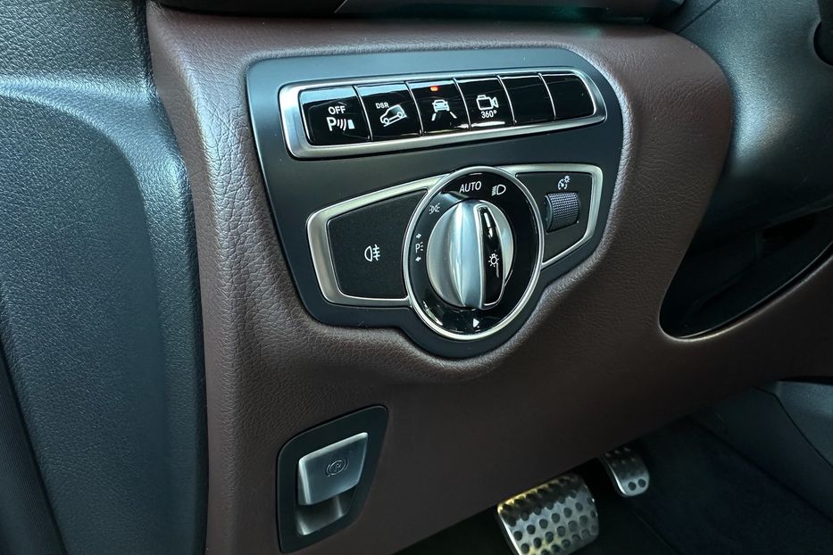 Продам Mercedes-Benz V-Class Avantgarde Extralong 250d 2016 года в Киеве
