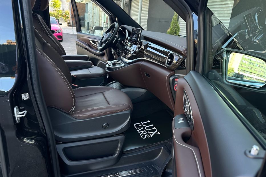 Продам Mercedes-Benz V-Class Avantgarde Extralong 250d 2016 года в Киеве