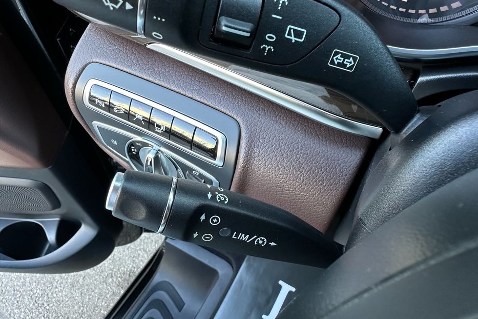 Продам Mercedes-Benz V-Class Avantgarde Extralong 250d 2016 года в Киеве