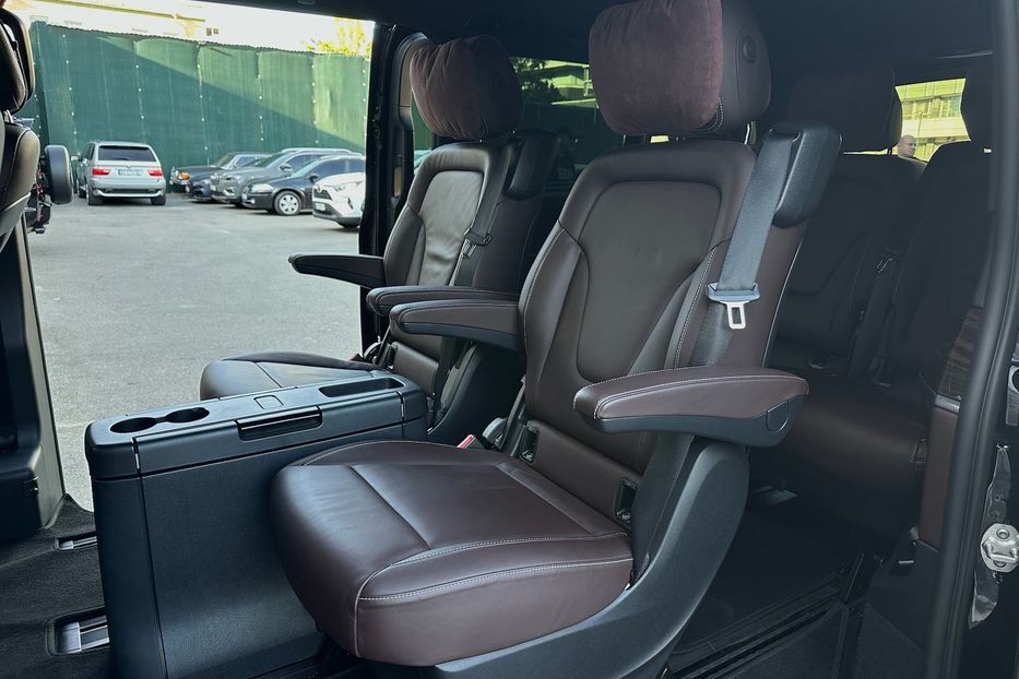 Продам Mercedes-Benz V-Class Avantgarde Extralong 250d 2016 года в Киеве