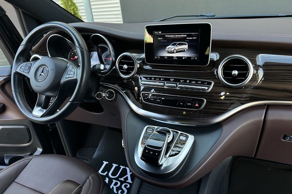 Продам Mercedes-Benz V-Class Avantgarde Extralong 250d 2016 года в Киеве