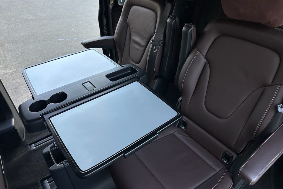 Продам Mercedes-Benz V-Class Avantgarde Extralong 250d 2016 года в Киеве