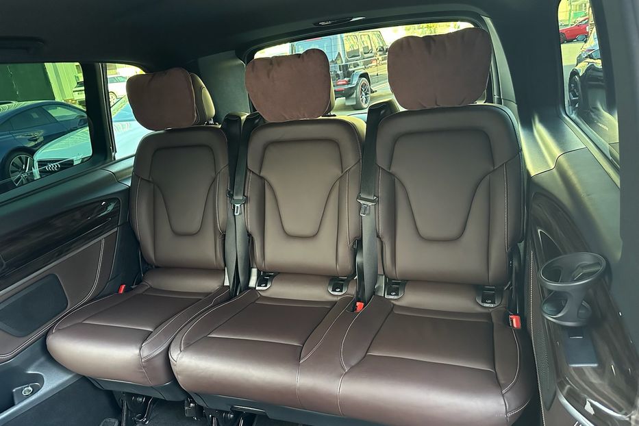 Продам Mercedes-Benz V-Class Avantgarde Extralong 250d 2016 года в Киеве