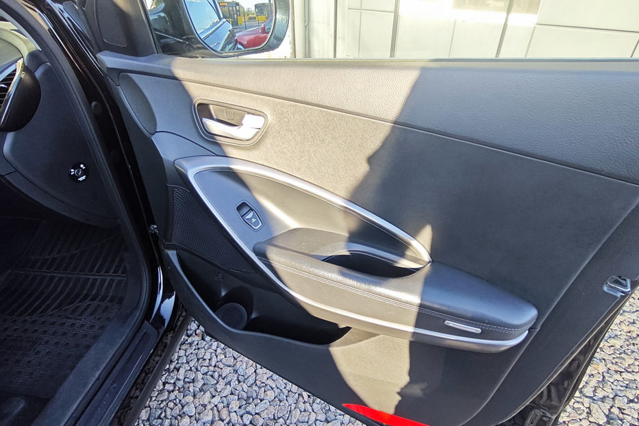 Продам Hyundai Santa FE 2.2 CRDi AТ (183 к.с) 4WD  2013 года в Киеве