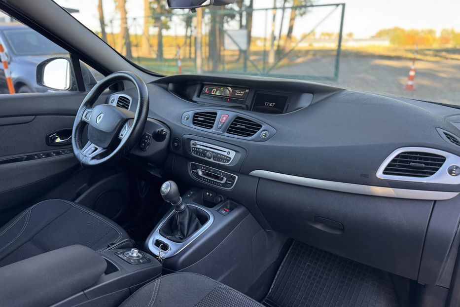 Продам Renault Scenic 2011 года в г. Умань, Черкасская область